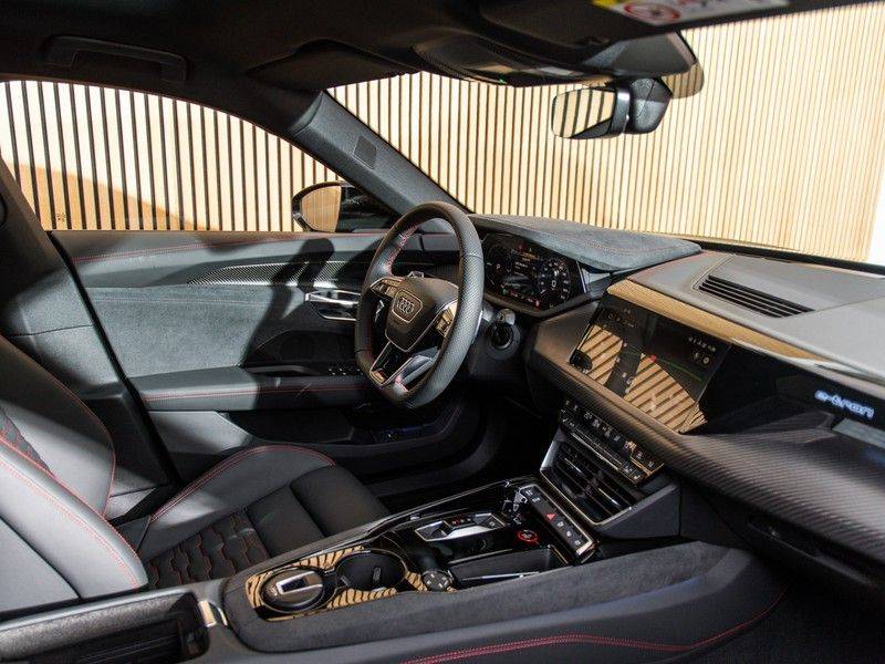 Audi e-tron GT RS B&O,CERAMIC,SPORTSTOELEN PRO afbeelding 20