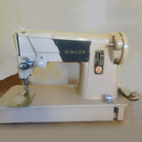 Photo Gallery to Identify Singer Sewing Machine Models