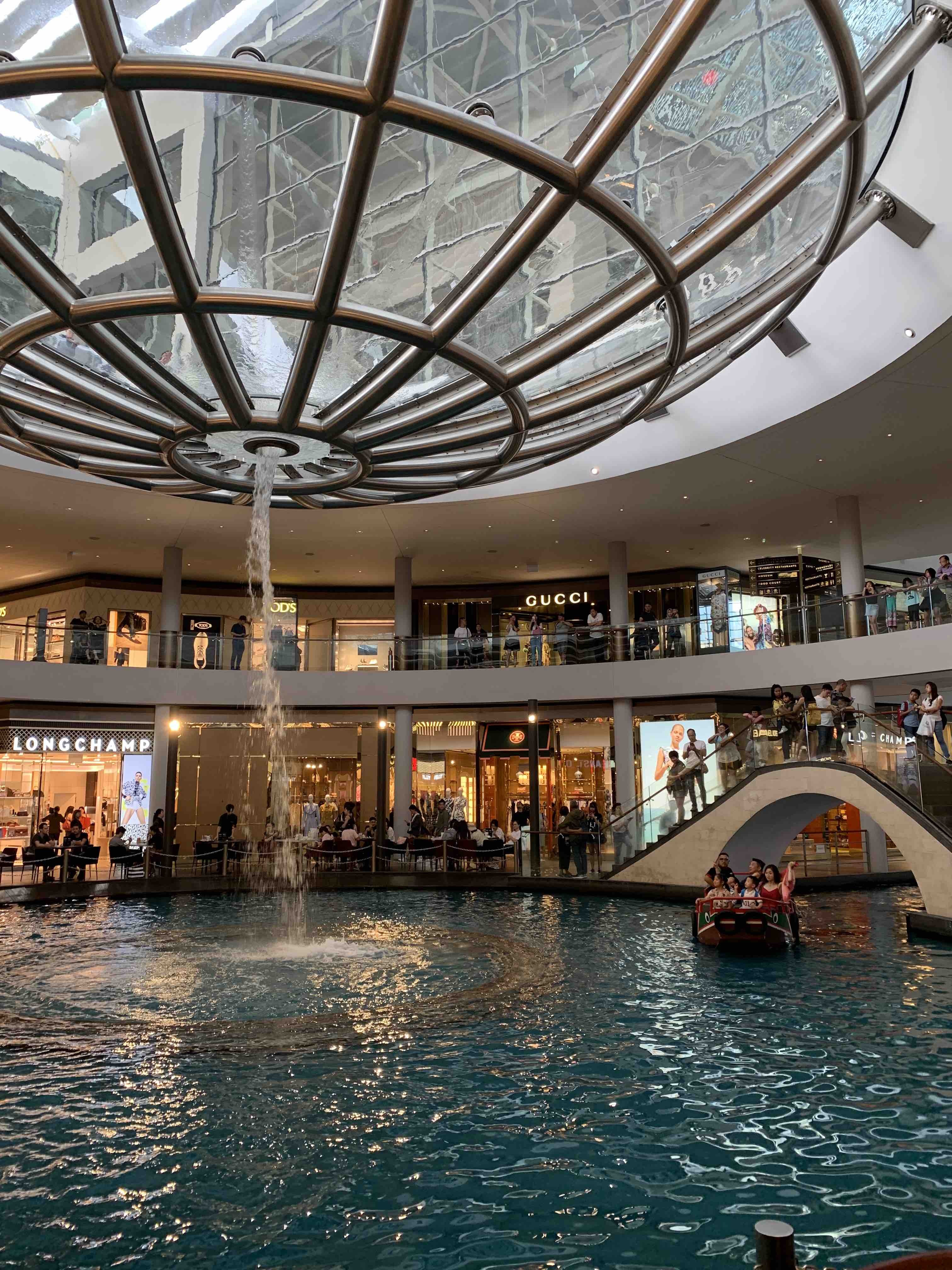 Singapore Marina Bay Sands Mall Water