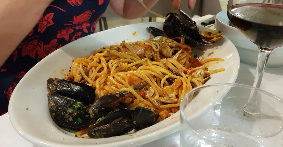Spaghetti al Scoglio, spaghetti with seafood