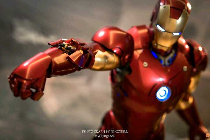 HT 1/4 Iron Man MK3 Album