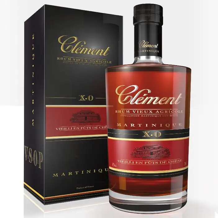 Image of the front of the bottle of the rum Clément XO