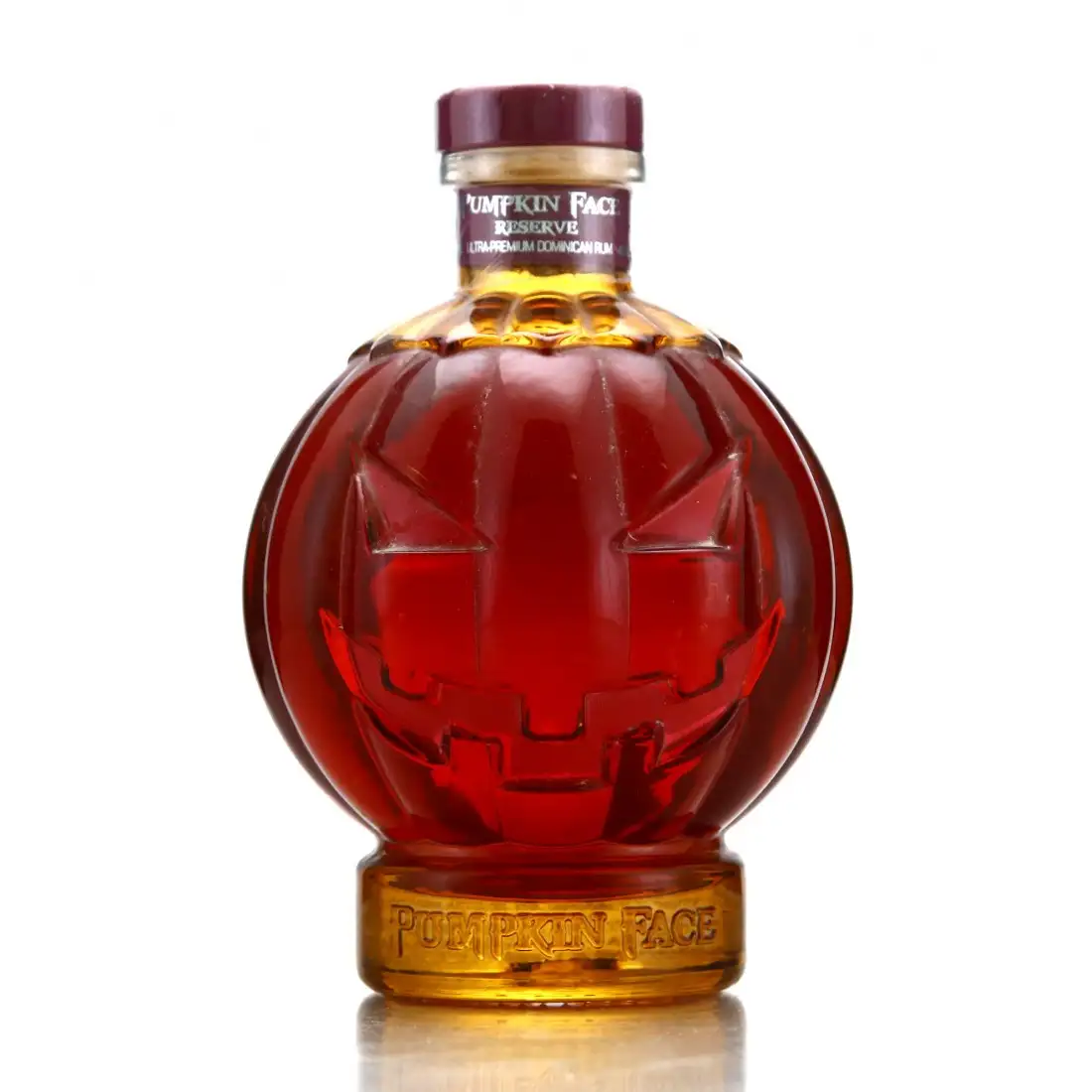 Image of the front of the bottle of the rum Pumpkin Face Ultra Premium Reserve
