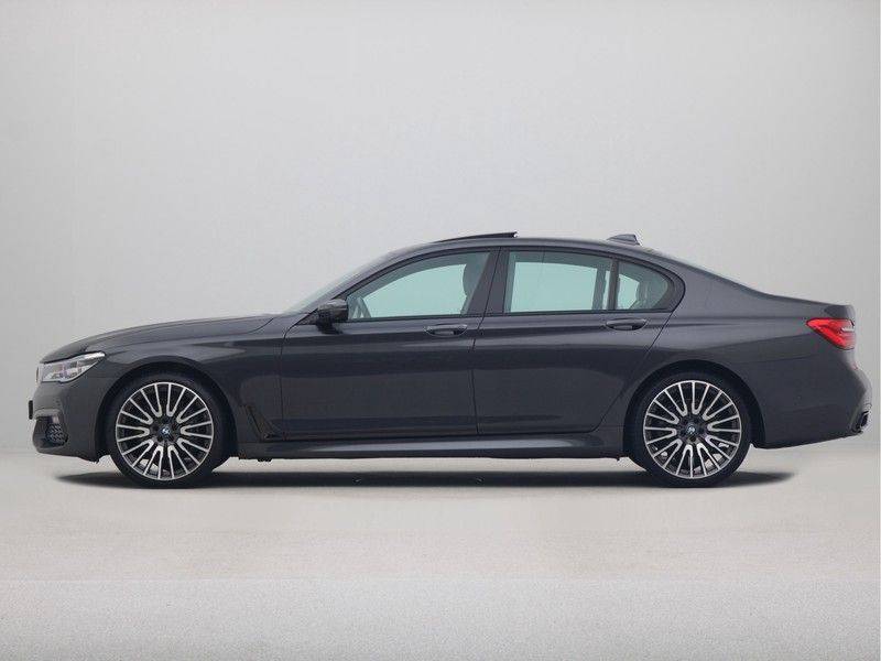 BMW 7 Serie 730d xDrive High Executive Euro 6 afbeelding 12