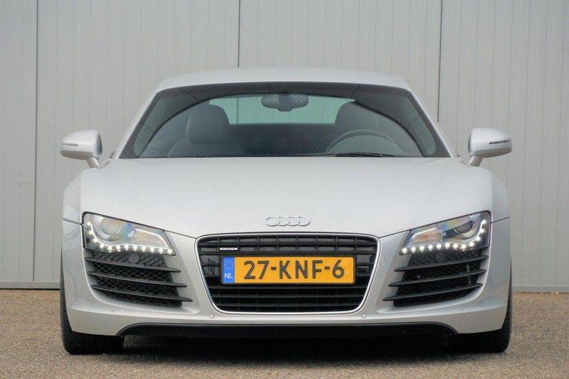 Audi R8 4.2 V8 FSI / 49dkm NAP / 1e eigenaar / B&O / R-Tronic / Orgineel Nederlands! / Navigatie afbeelding 20