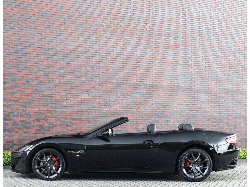 Maserati GranCabrio 4.7 Sport *Bose*Rood stiksel* afbeelding 20