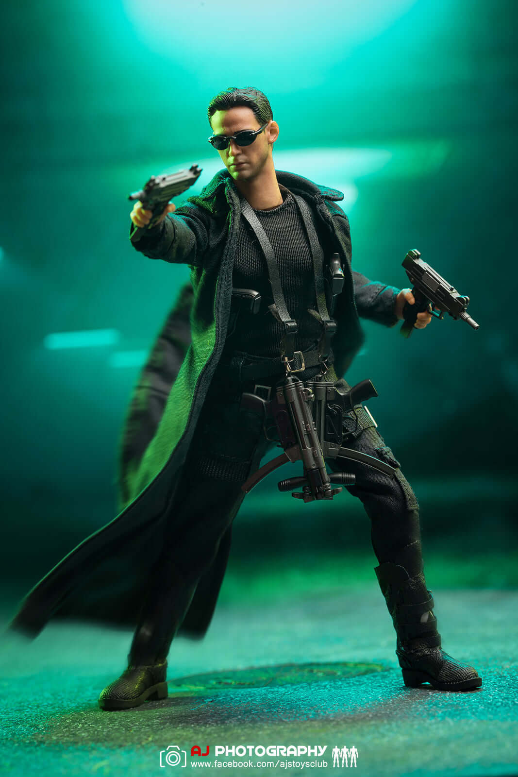 The Matrix Neo 1/12 Scale Figure by PCToys