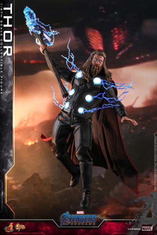 Hot Toys Avengers: Endgame MMS557 Thor 1/6th Scale Collectible Figure