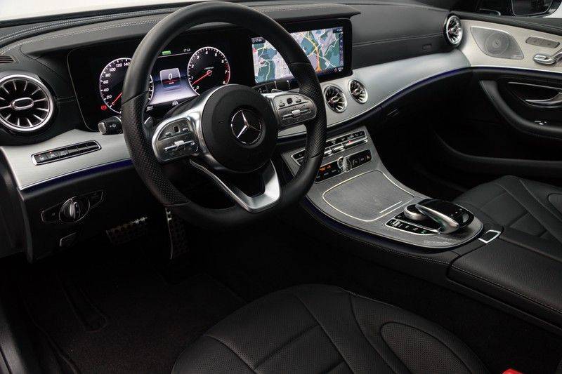 Mercedes-Benz CLS-Klasse CLS450 AMG 367pk 4Matic Schuifdak Nightpakket Widescreen DistronicPlus Burmester SuperSportStuur Luchtvering Multibeam Keyless ComandOnline AmbientLight DAB Parktronic 20”AMG 360Camera Pdc 10/2018 afbeelding 16