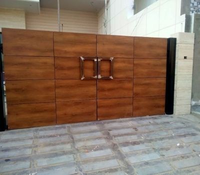 Gate with HPL Board as the cladding material