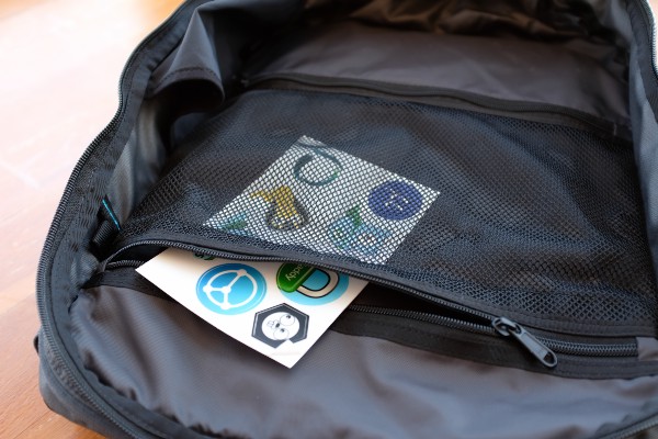 The two internal pockets