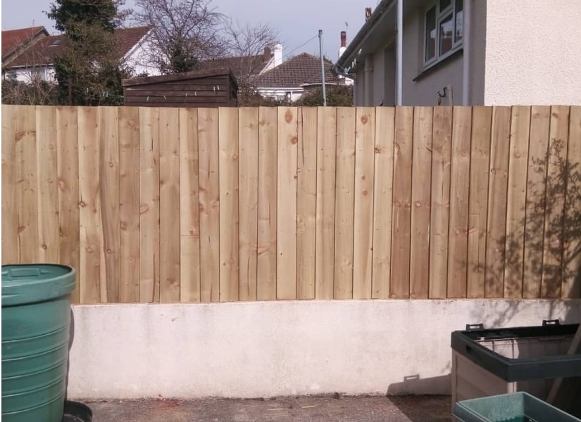 Fencing on Boundary Wall