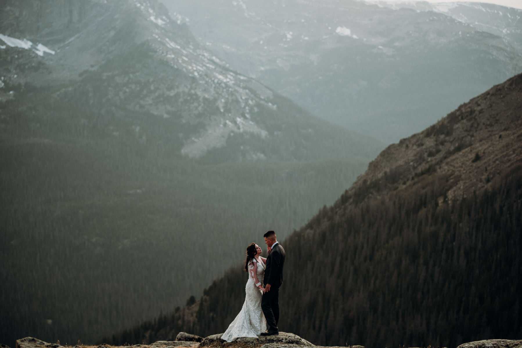 How to get married in Rocky Mountain National Park