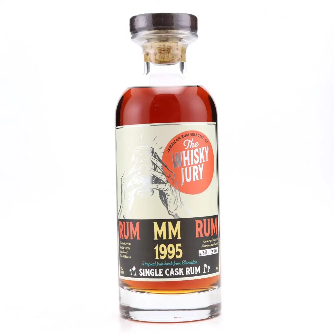 Image of the front of the bottle of the rum MM