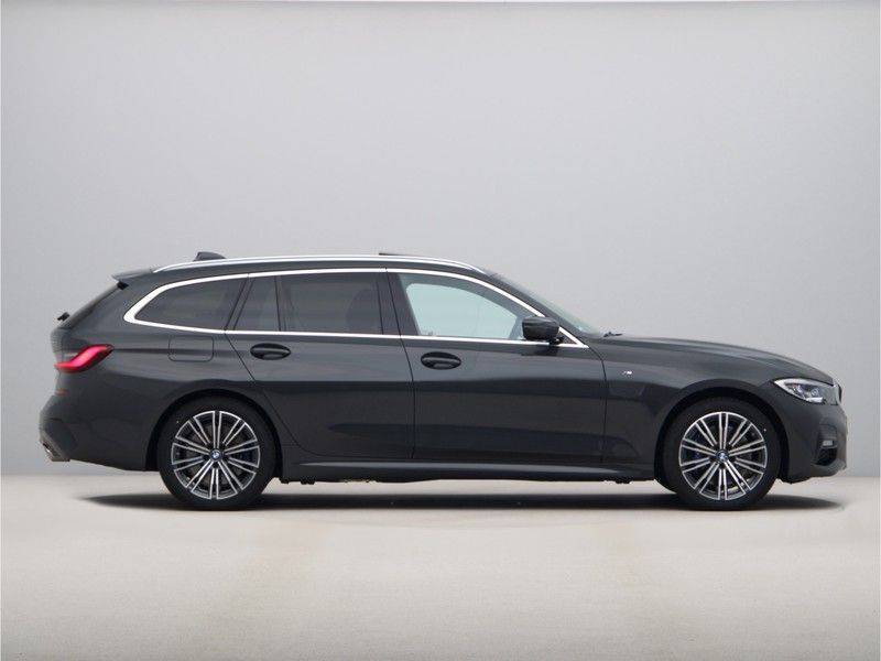 BMW 3 Serie Touring 330e xDrive High Executive Model M Sport afbeelding 8