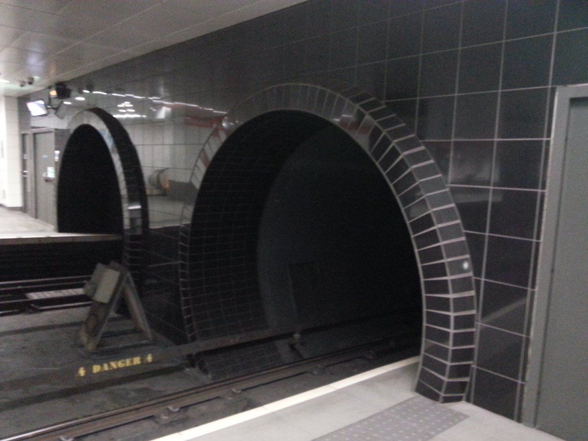 oh my god twitter doesn’t include alt text from images in their API