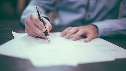 【ミスがあったら一巻の終わり!?】学校書類の発送方法と注意点!!のサムネイル