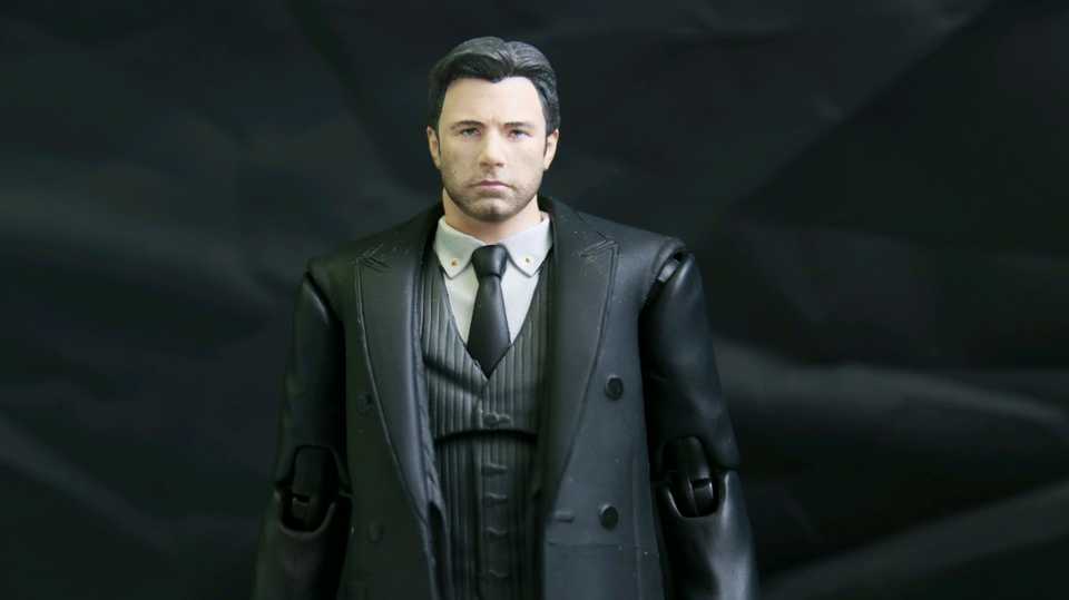 Mafex Justice League Ben Bruce Wayne