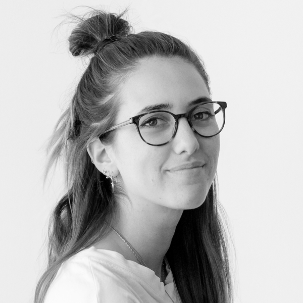 Profile Image - Caitlin Demetriou