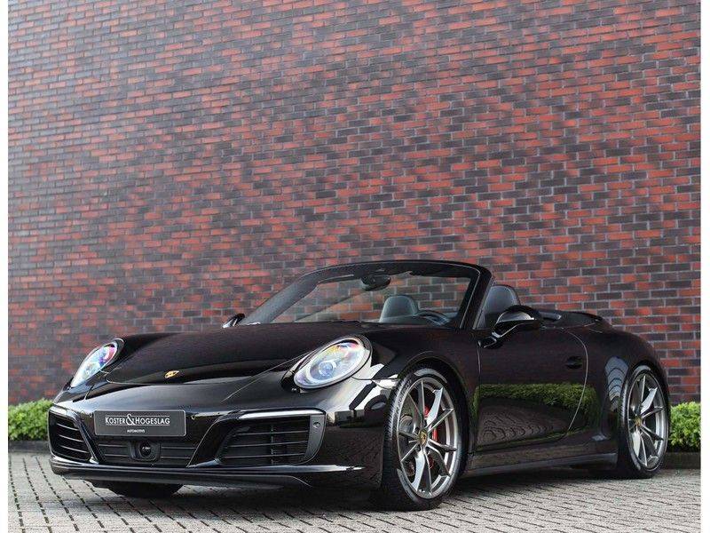 Porsche 911 Cabrio Carrera 4S *ACC*Bose*Chrono*Vierwielbesturing*Camera*Vol!* afbeelding 11