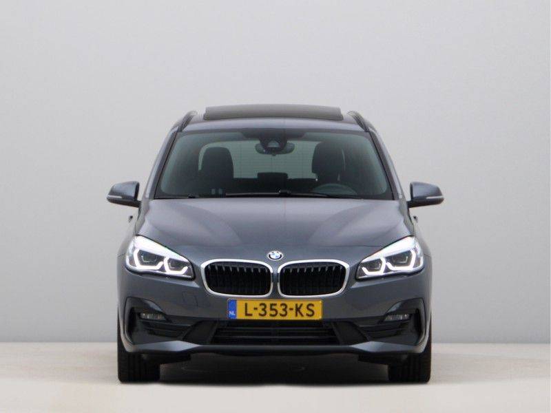 BMW 2 Serie 218i Gran Tourer Exe Sportline Aut. 7 persoons afbeelding 6