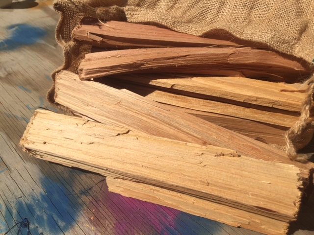 Totora Kindling