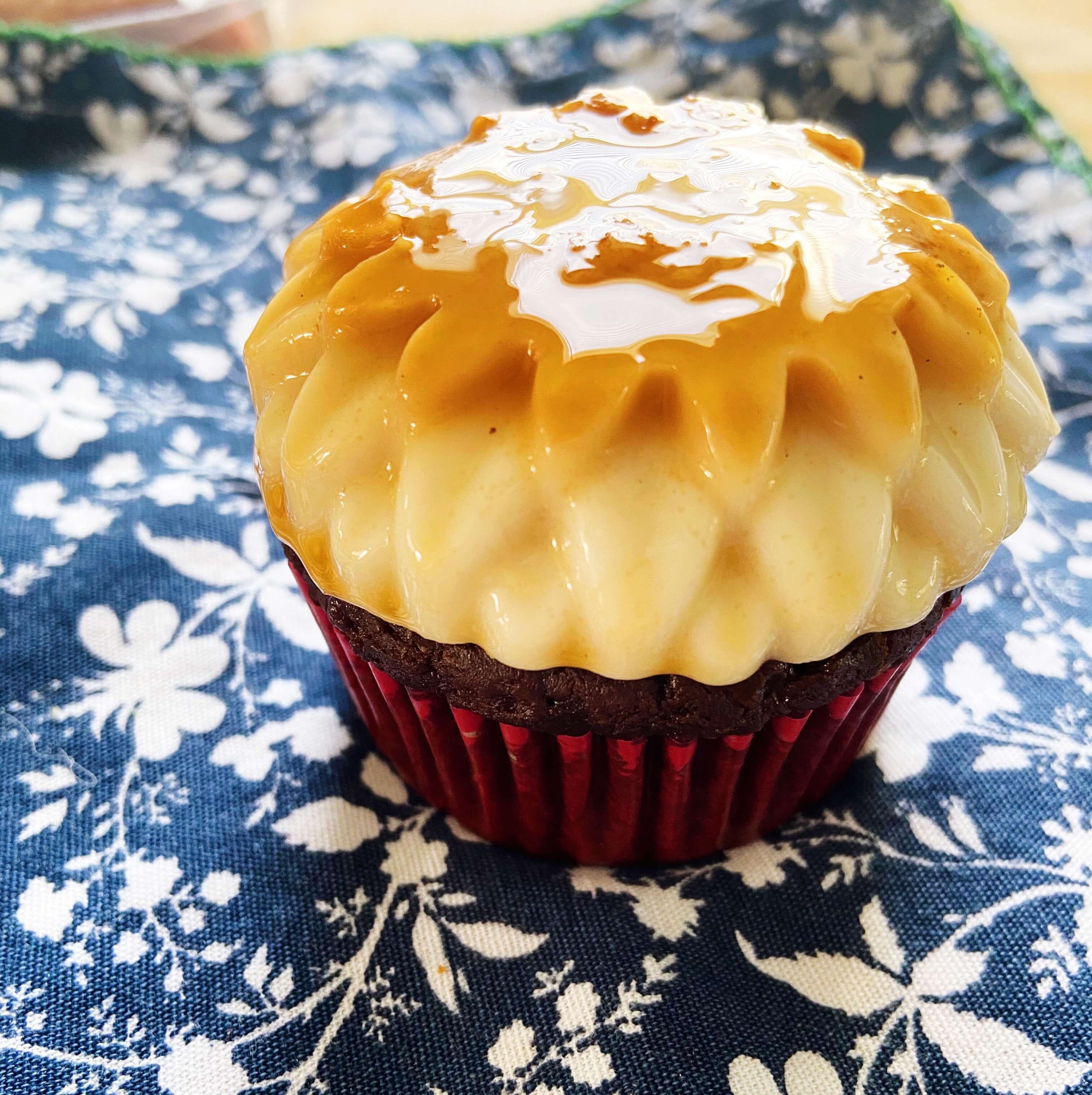 chocoflan cupcake