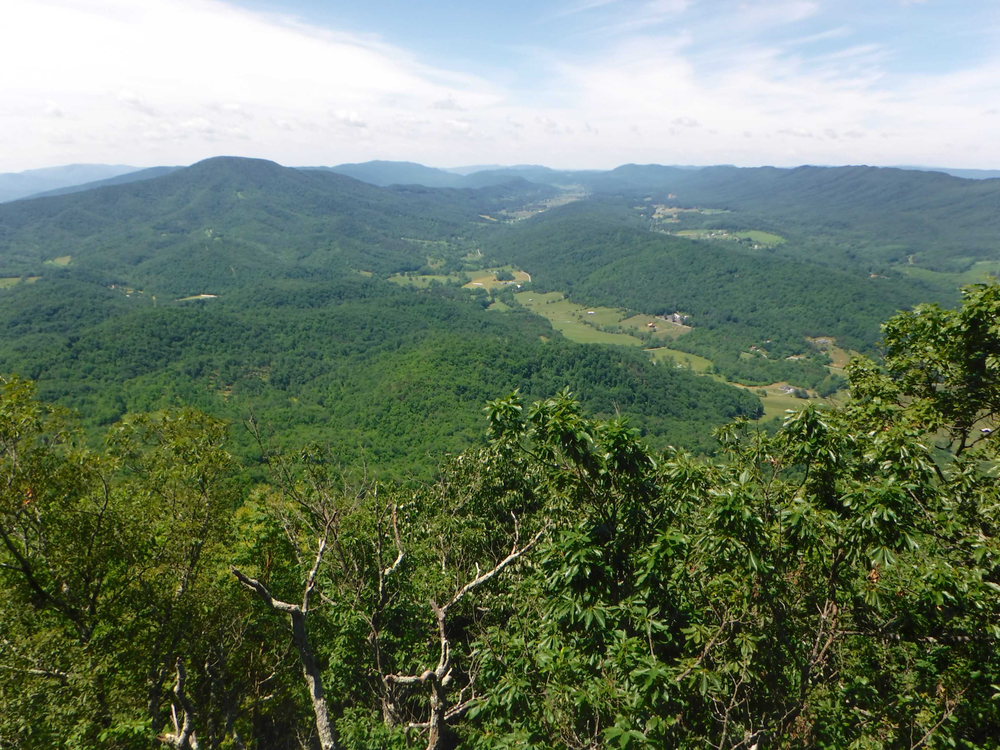 AT 2017 Day 57, Catawba Mountain Shelter to Daleville, Va. Hike with