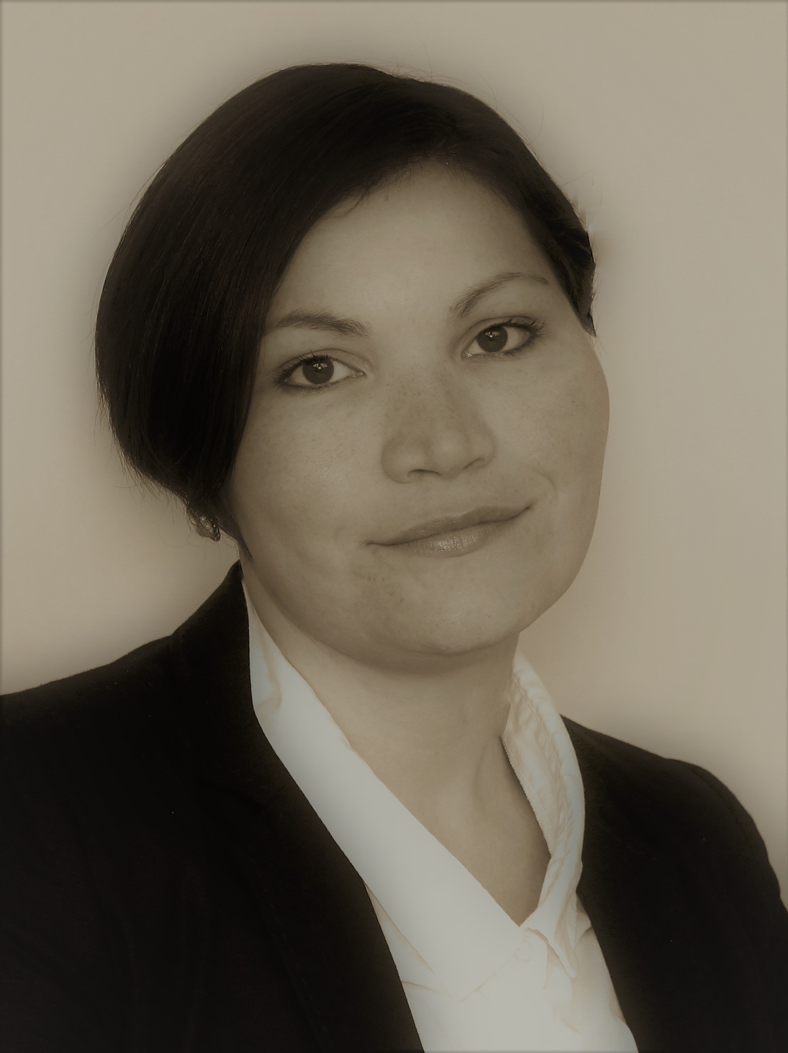 Portrait of Sarah Fjeld Oueslati