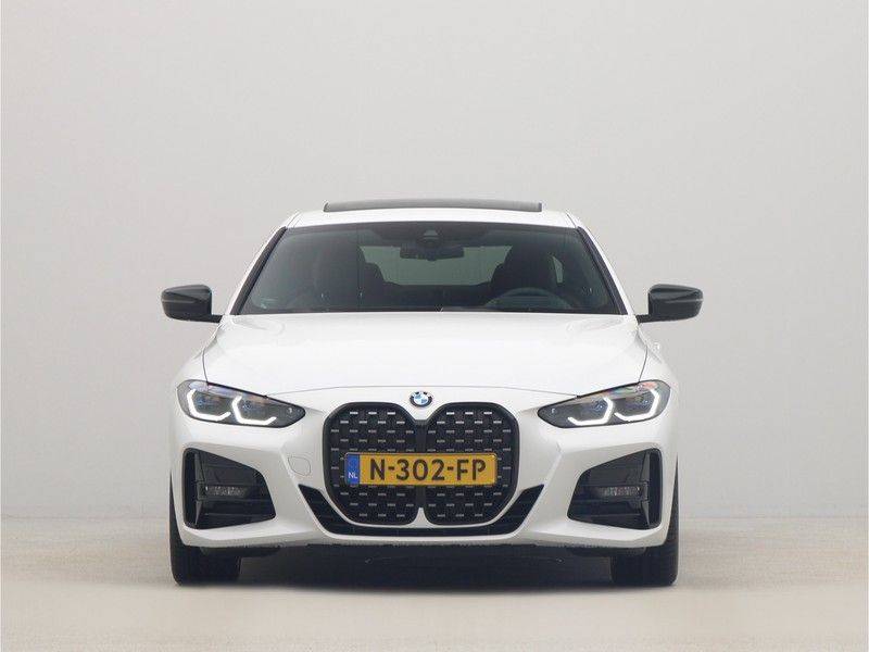 BMW 4 Serie Coupé 420i High Executive M-Sport Automaat afbeelding 6