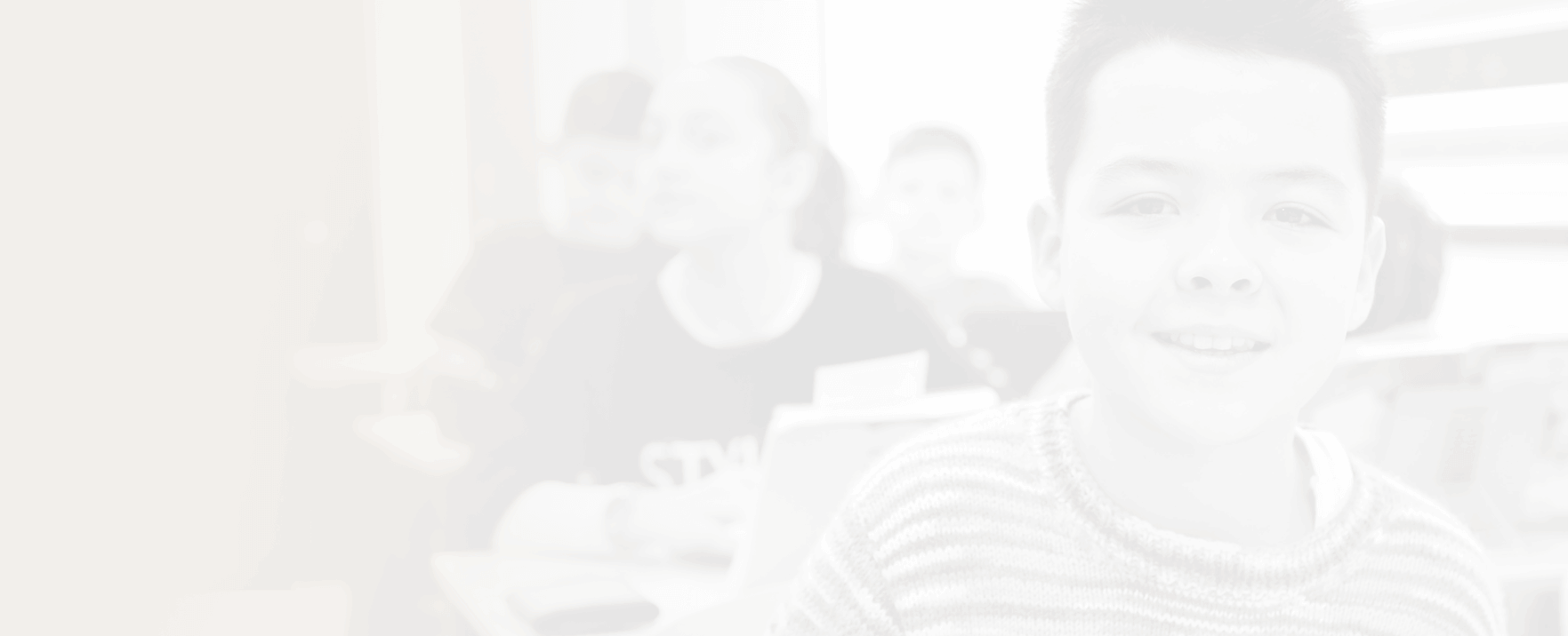 Enhancing the safety of +32k campuses through a mobile app | Emergency Management Platform