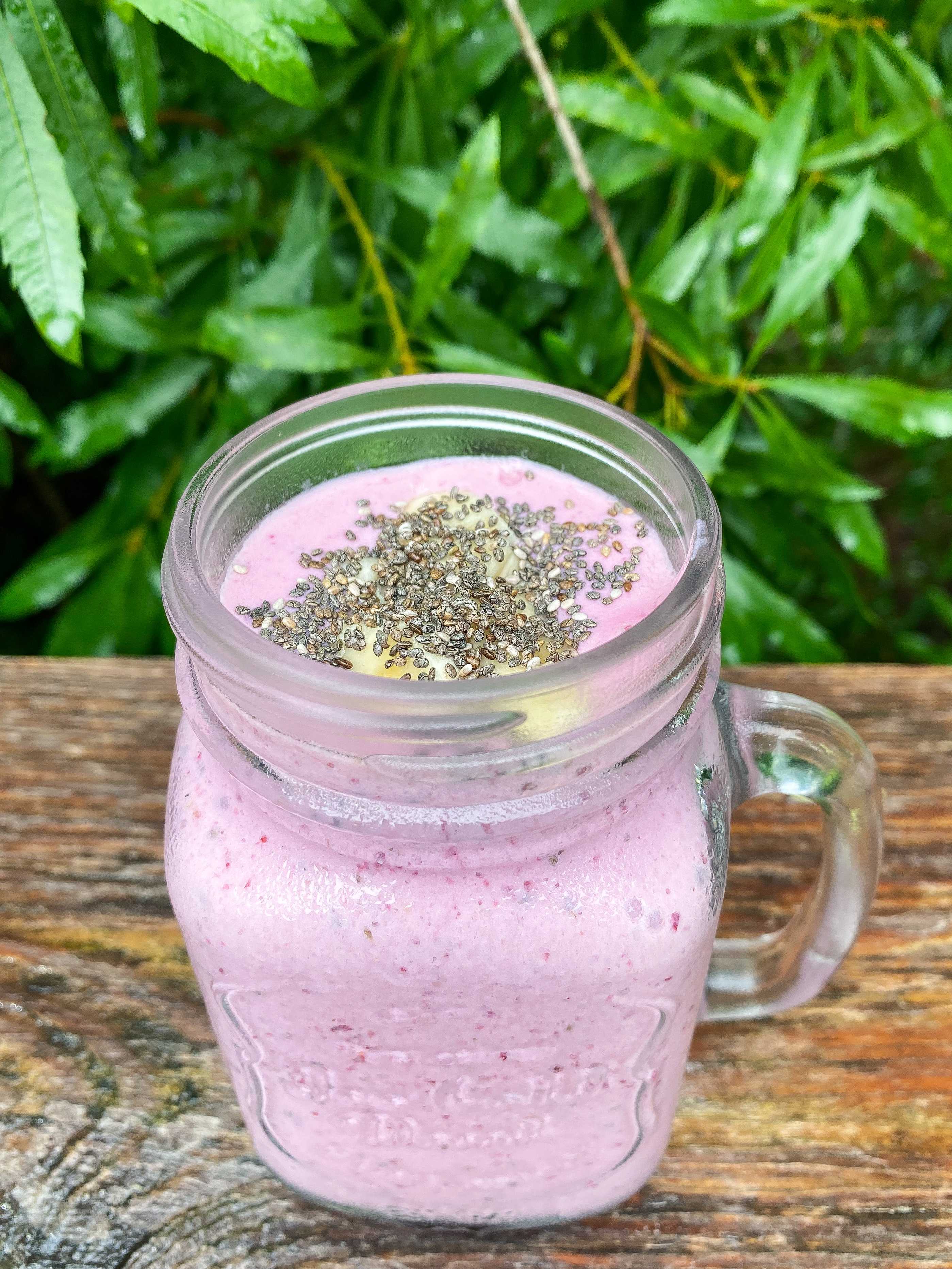 Powder Free Berry Protein Smoothie! Blog