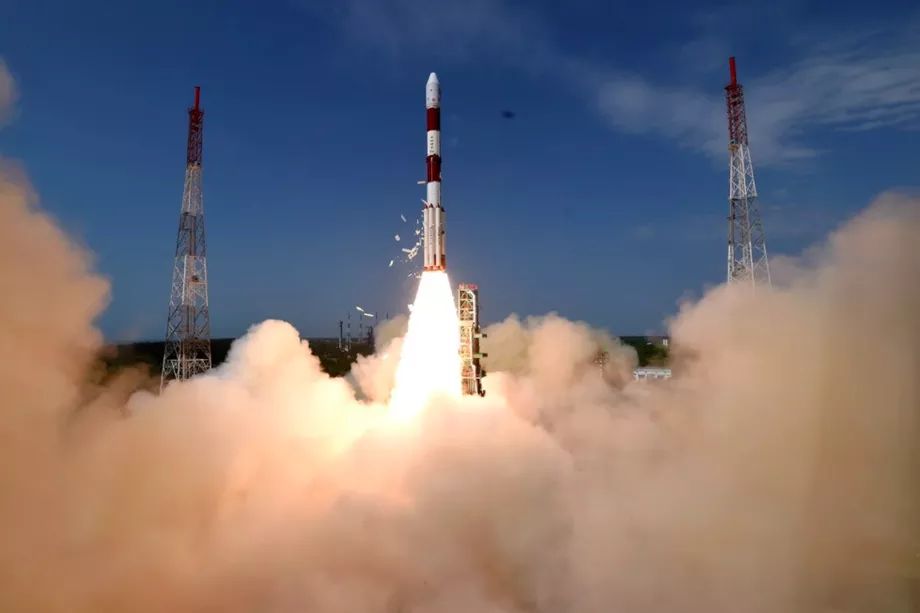 Figure 1: Lansatorul indian PSLV (sursa foto: ISRO)