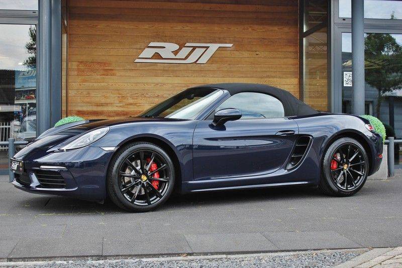 Porsche 718 Boxster S PDK 350pk **Navi/Leder/Verw.stoelen/19inch** afbeelding 3