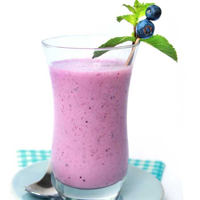 Apple Berry Smoothie Cocktail