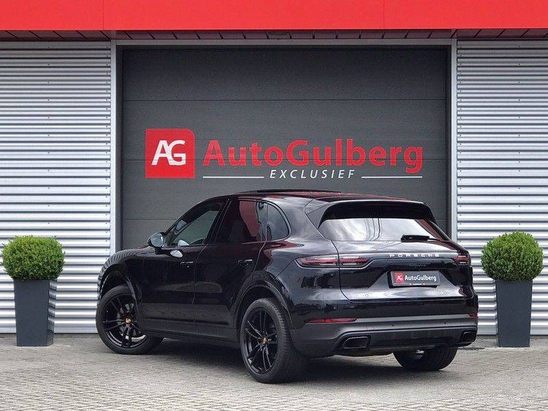 Porsche Cayenne 3.0 340PK, Pano, Luchtvering, 360* Camera, Keyless, Soft-Close, Lane Assist, PDLS, PASM, Trekhaak, 21INCH, BTW! afbeelding 2