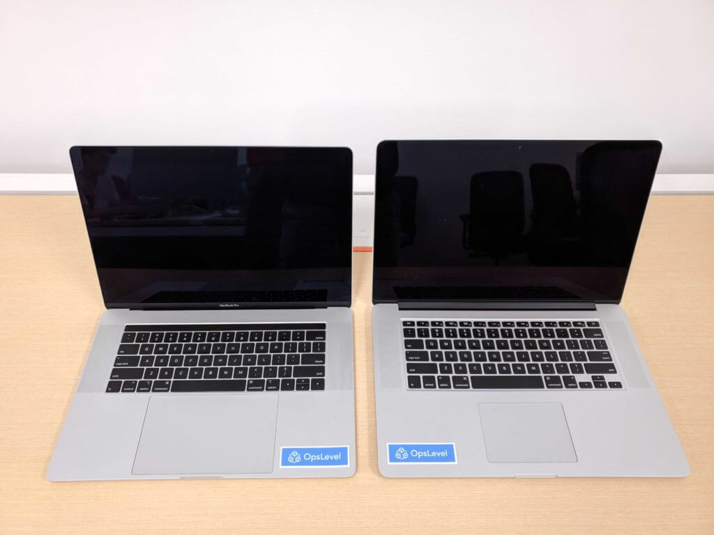 2015 apple macbook pro has stuff enbedded