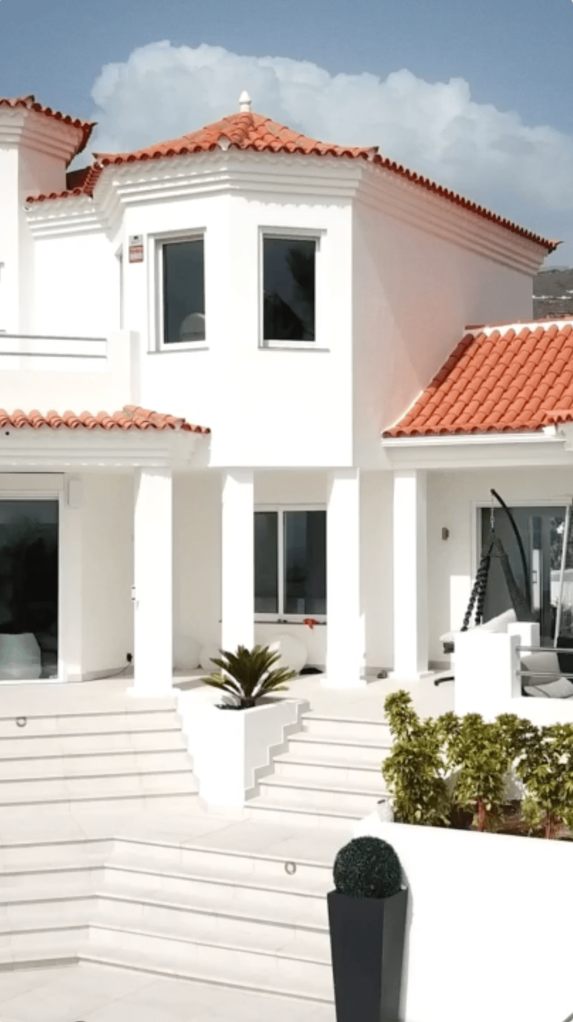 luxury villas in Tenerife to rent, boutique villa Casa Amore