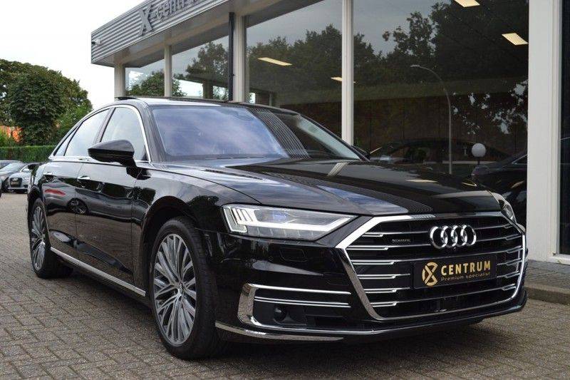 Audi A8 55 TFSI Massage / Head Up / Nachtzicht afbeelding 2