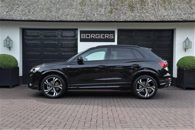 Audi Q3 45 TFSI e S-LINE+PANO.DAK+20''+LEDER afbeelding 4