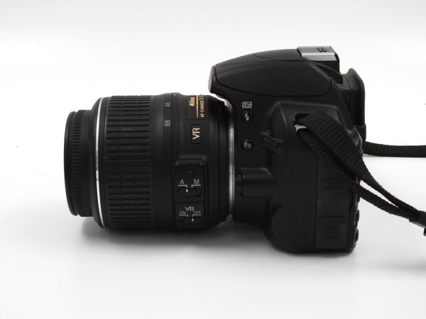 NIKON D3100 Spiegelreflexkamera 