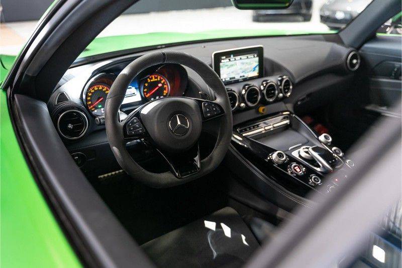 Mercedes-Benz AMG GT 4.0 R FabGar/Ceramic/TrackPack/Carbon afbeelding 24