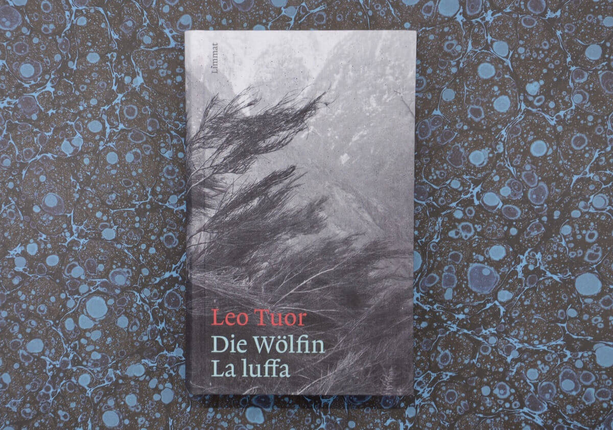 Die Wölfin/ La luffa von Leo Tuor.