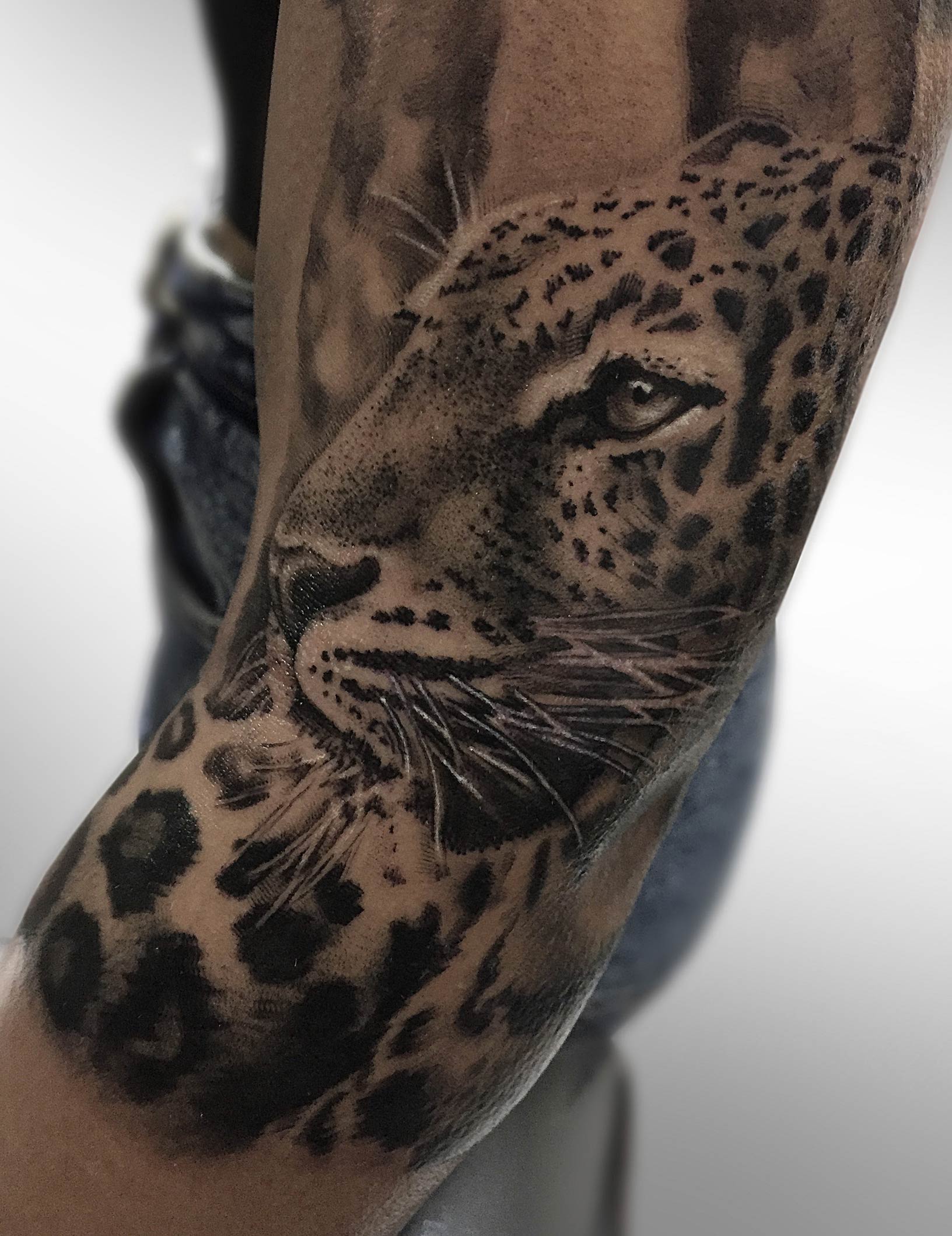 tatuaje guepardo