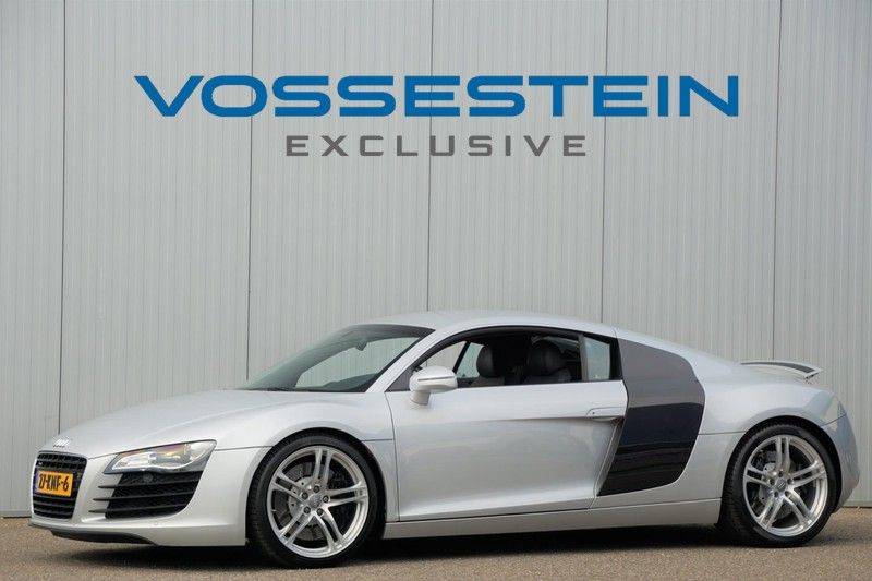 Audi R8 4.2 V8 FSI / 49dkm NAP / 1e eigenaar / B&O / R-Tronic / Orgineel Nederlands! / Navigatie afbeelding 1