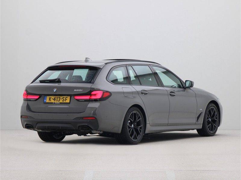 BMW 5 Serie Touring 520i High Executive M-Sport Automaat afbeelding 9