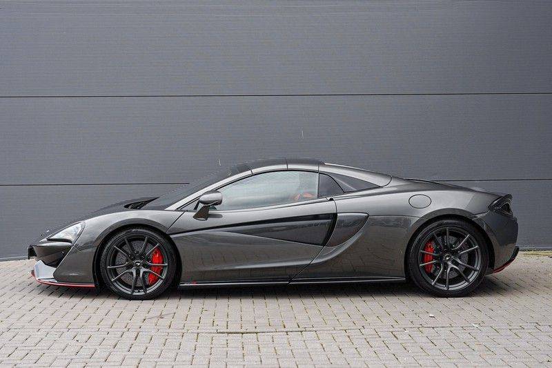 McLaren 570S Spider 3.8 V8 Noselift Camera Carbon Fiber afbeelding 10