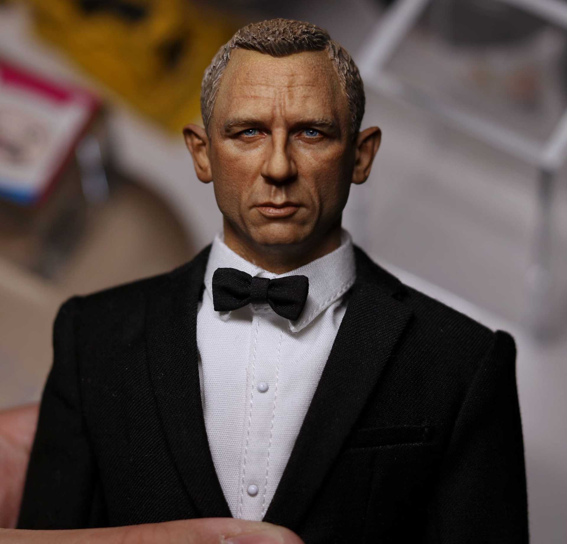 007 casino royale bad guy
