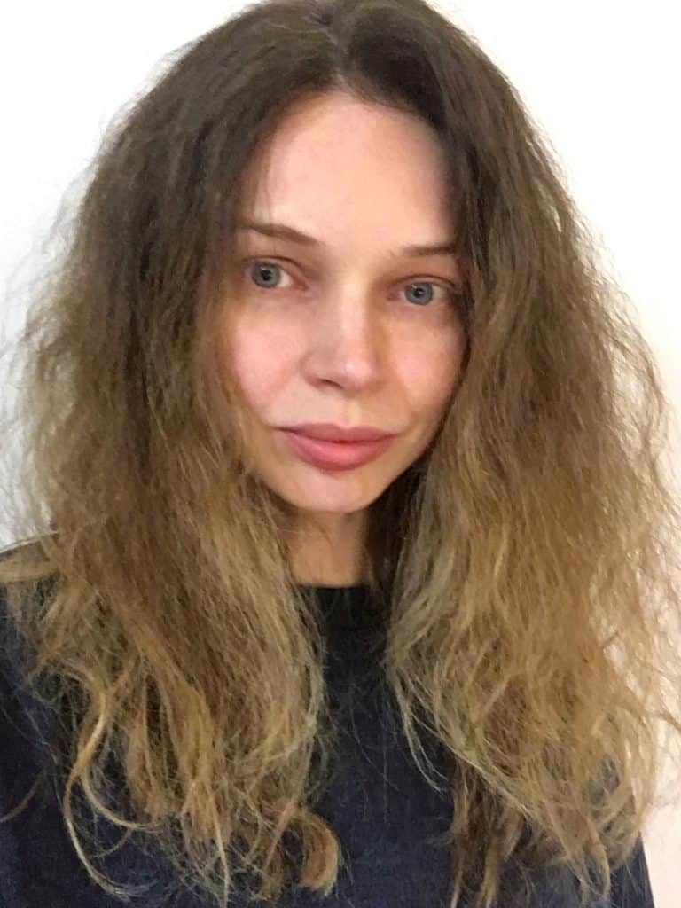 How to manage frizzy curls | CurlyHair.com