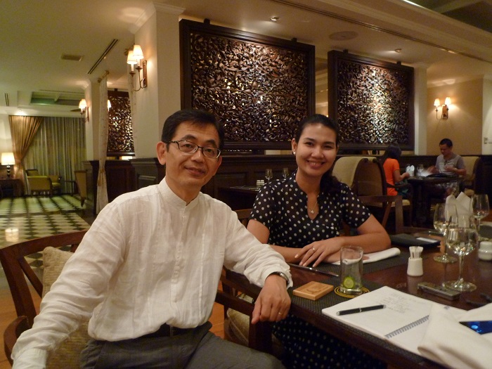 ラオス・カンボジア・ミャンマー担当のロッシュ社人事部長との取材、夕食 - ヤンゴン、ミャンマー
